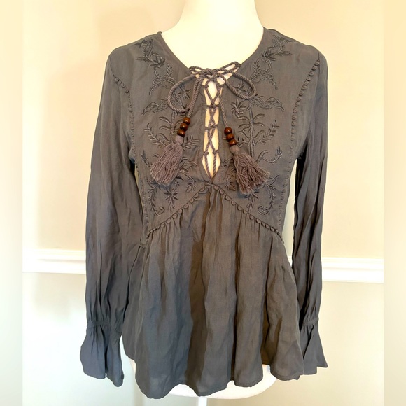 Altar'd State Tops - 🩷ALTAR’D STATE Boho Tassel Beaded Blouse